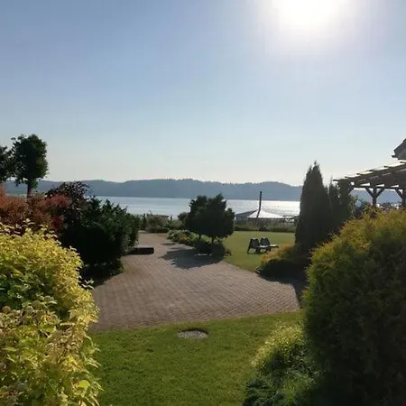 House With Private By The Lake, Whirlpool *