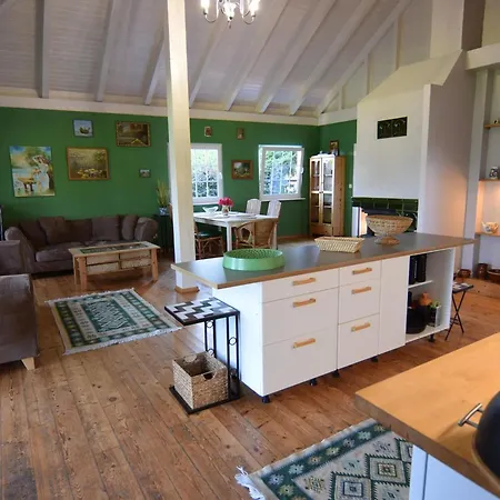 House With Private By The Lake, Whirlpool * Nadole